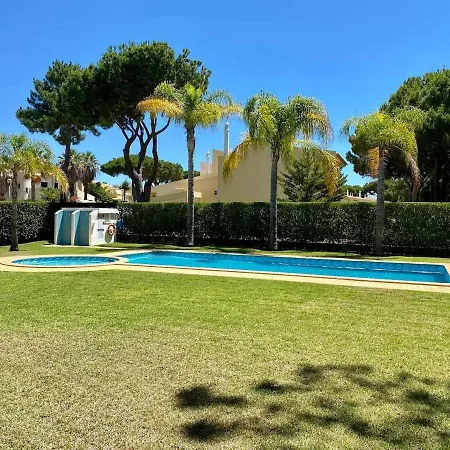 Villa Mouraaccomodation - 4bd - Terrace - Golf - Ac - Shared Pool