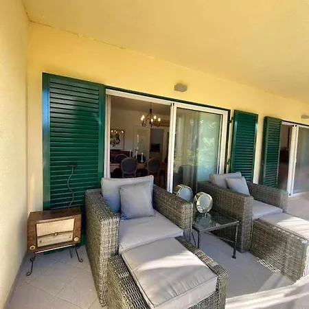 Mouraaccomodation - 4bd - Terrace - Golf - Ac - Shared Pool * Vilamoura