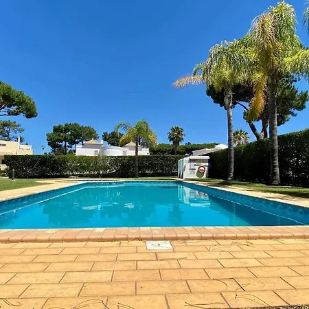 Mouraaccomodation - 4bd - Terrace - Golf - Ac - Shared Pool 维拉摩拉